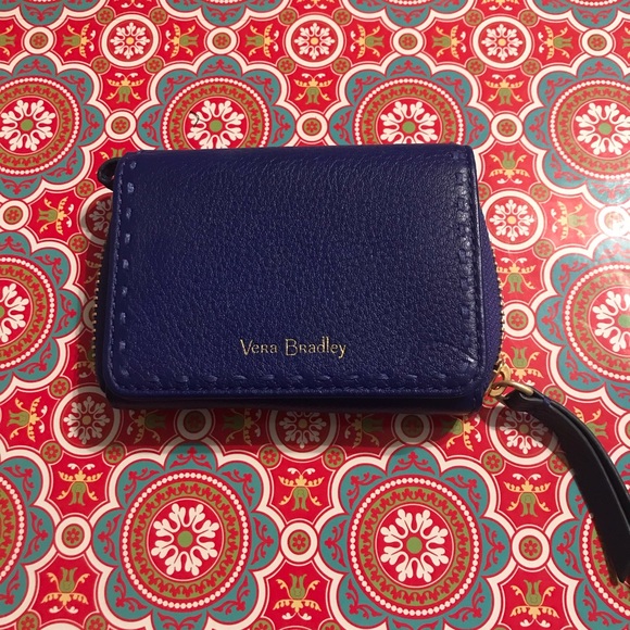 Vera Bradley Handbags - VERA BRADLEY || RFID Mallory card case